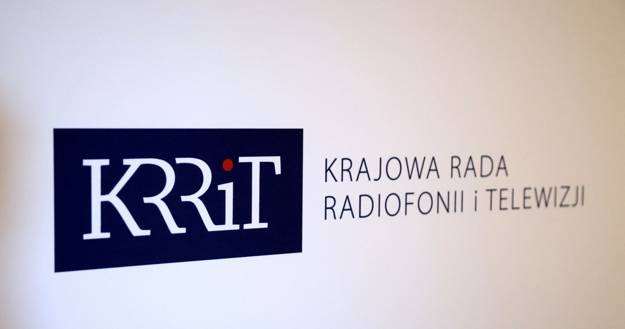 Wiceprzewodnicząca, Krajowej, Rady, Radiofonii, Telewizji, wydała, specjalne, oświadczenie, Dotyczy, kwestii, przedłużenia, konc Zegarek za 5000 zł i zarzuty prokuratury. Wiceszefowa KRRiT odpowiada