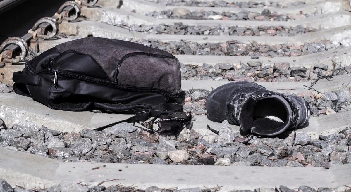 Śmiertelny wypadek w rejonie Batowic w Krakowie. Ruch pociągów w obie strony został wstrzymany na tym odcinku. 