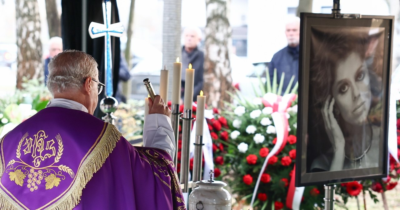 W czwartek w Krakowie odbył się pogrzeb Elżbiety Zającówny. Aktorka spoczęła w grobie rodzinnym.