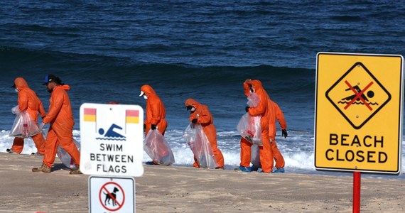 Australijscy naukowcy rozwiązali zagadkę "czarnych kul", które w zeszłym miesiącu znaleziono na kilku najbardziej znanych plażach Sydney. Początkowo sądzono, że są to kule smoły, jednak rzeczywistość okazała się znacznie gorsza. W ich składzie ujawniono mieszankę ludzkich odchodów, oleju kuchennego, chemikaliów i narkotyków.