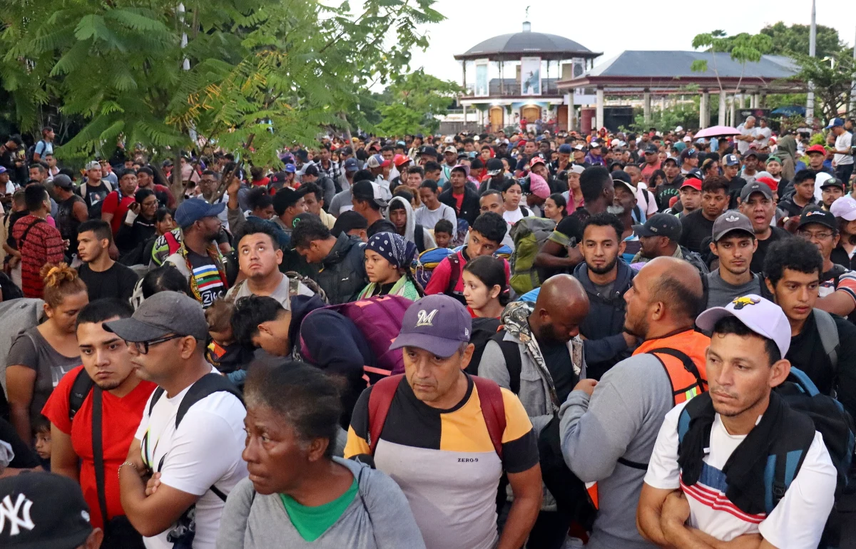 ​Prezydent elekt Donald Trump powiedział w czwartek telewizji NBC, że spodziewa się, iż odbędzie rozmowę z Władimirem Putinem. Oznajmił też, że rozmawiał dotąd z "prawdopodobnie" 70 innymi przywódcami. Zapowiedział również, że masowe deportacje nielegalnych imigrantów będą jego pierwszym priorytetem po objęciu władzy.