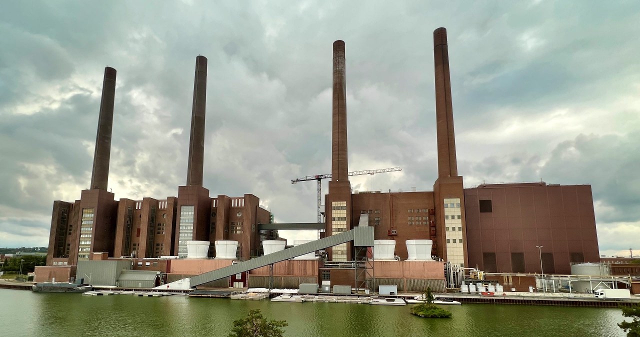 Czesi szukają Polaków do pracy. Można zarobić choćby 11 tys. złotych