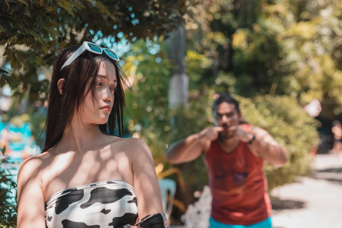 Gwizdniesz na kobietę - zapłacisz karę nawet do tysiąca funtów. Dwie gminy we wschodnim Londynie wprowadziły prawo chroniące w ten sposób płeć piękną.