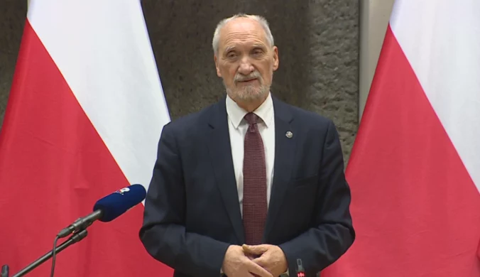 Macierewicz: Nie zakładaliśmy z góry, że w Smoleńsku był zamach