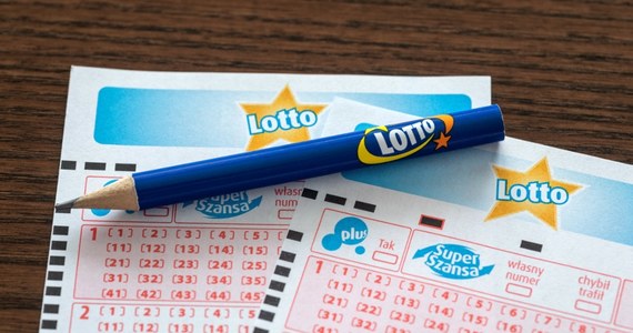 A total of 11 people won Lotto number six. Gifts to share