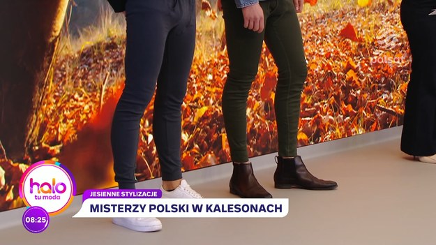 Jola Czaja zaprosiła do studia “halo tu polsat” przystojnych panów, uczestniczących w wyborach Mistera Polski 2024 i ubrała ich w... kalesony. Nasza stylistka przekonywała w ten sposób panów, żeby przeprosili się z tą zapomnianą częścią męskiej garderoby. Przecież komfort i zdrowie jest najważniejsze. A nowoczesne kalesony w niczym nie przypominają tych, które nosił Ferdek Kiepski.