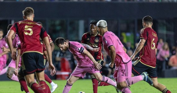 Bartosz Slisz bohaterem Atlanta United, Leo Messi i spółka za burtą. Polak zdobył gola decydującego o zwycięstwie 3:2 nad Interem Miami i awansie jego drużyny do półfinału play off Konferencji Wschodniej Ligi MLS. Bramkę zdobył też Kamil Świderski, ale jego Charlotte FC odpadło.