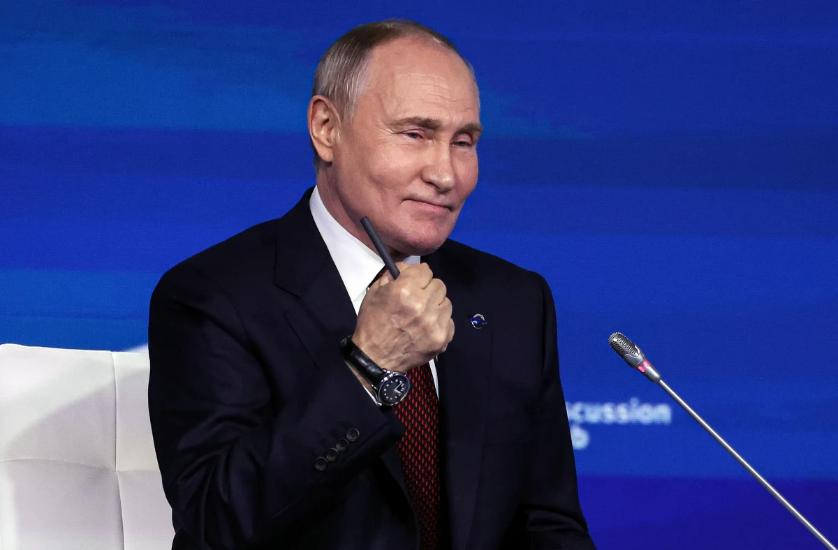 Po wygraniu przez Donalda Trumpa wyborów prezydenckich w Stanach Zjednoczonych sprawy jakby przyspieszyły. Coraz częściej pojawiają się głosy o rozmowach pokojowych, kończących wojnę w Ukrainie. Kijów wielokrotnie zapewniał, że nie jest gotowy do żadnych negocjacji kosztem utraty swoich terytoriów. Podobnego zdania jest teraz Kreml - Rosja może rozmawiać, ale dopiero wtedy, gdy siły ukraińskie wycofają się z obwodu kurskiego.