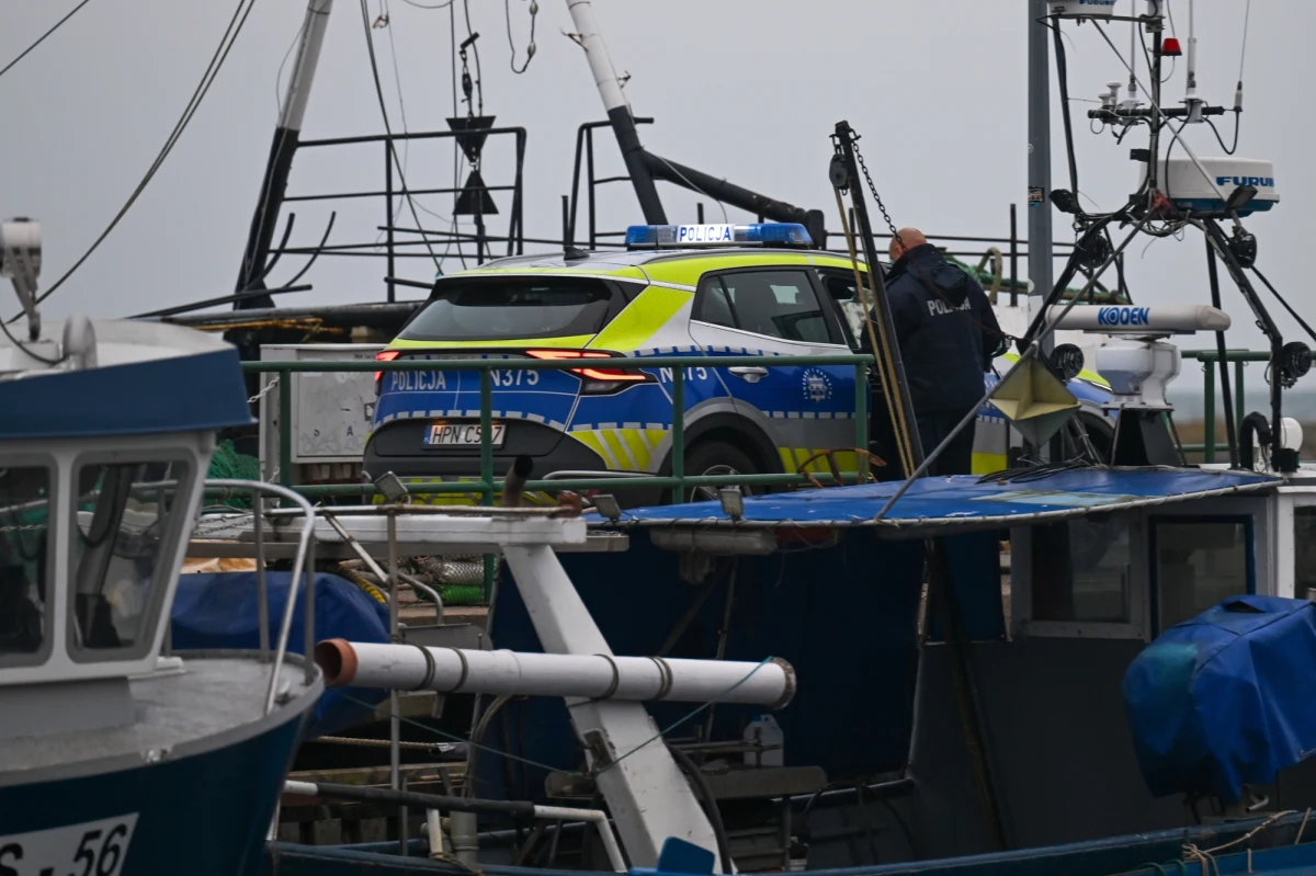 Odnaleziono ciało płetwonurka, który wczoraj zaginął w pobliżu wraku ORP Ślązak na Zatoce Puckiej. Poszukiwania prowadziła marynarka wojenna. 