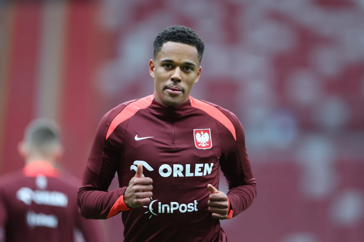 Piłkarz Rakowa Częstochowa Michael Ameyaw został dodatkowo powołany na listopadowe zgrupowanie reprezentacji Polski. Informację o tej decyzji opublikował Polski Związek Piłki Nożnej. 