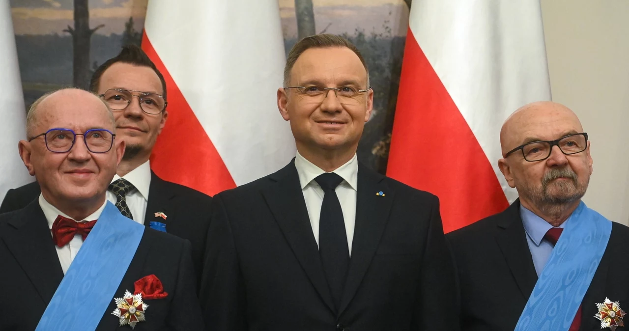 Prezydent Andrzej Duda odznaczył orderem Orła Białego prof. Ryszard Legutkę oraz prof. Henryka Skarżyńskiego