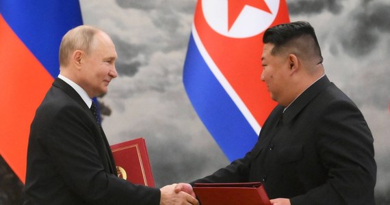 Dyktator Kim Dzong Un podpisał dekret o ratyfikacji traktatu dotyczącego strategicznego partnerstwa Koreańskiej Republiki Ludowo-Demokratycznej (KRLD) z Federacją Rosyjską - poinformowały we wtorek państwowe media. Umowa przewiduje m.in. zobowiązanie obu stron do wzajemnej pomocy wojskowej.