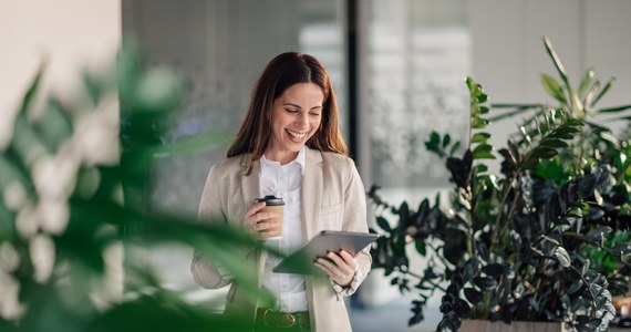 Provident jest znany przede wszystkim z pożyczek ratalnych. Przez długie lata to właśnie takie produkty stanowiły główny punkt oferty pożyczkodawcy. Niedawno pojawił się nowy produkt. Pożyczka „naChwile” z RRSO 0% uzupełnia ofertę Providenta i wpisuje się w potrzeby klientów, którzy potrzebują środków na krótszy okres.