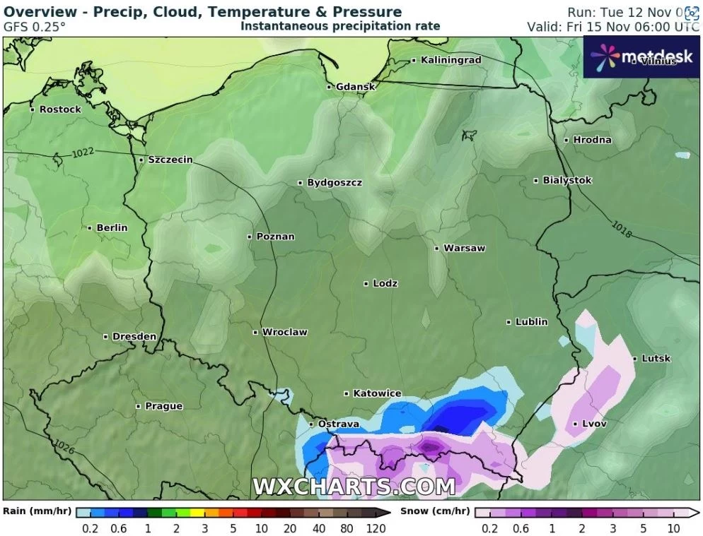 W piątek trzeba liczyć się z opadami w wielu miejscach. W Karpatach może padać deszcz ze śniegiem i śnieg