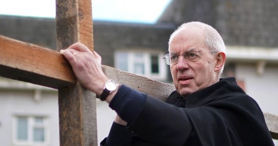 Zwierzchnik Kościoła anglikańskiego, arcybiskup Canterbury Justin Welby złożył we wtorek rezygnację. W zleconym przez Kościół raporcie wykazano, że abp Welby nie poinformował policji o "brutalnych i okropnych" nadużyciach seksualnych popełnianych przez pracownika letnich obozów chrześcijańskich.