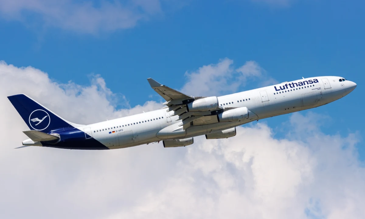 Silne turbulencje na pokładzie samolotu Lufthansy z Buenos Aires do Frankfurtu. Maszyną leciało prawie 350 osób. Jedenaście zostało rannych.