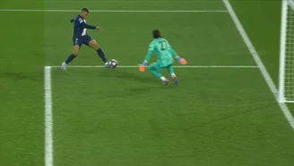 Niezaliczony gol Kyliana Mbappe Bayern wciąż prowadzi z PSG 1-0. WIDEO