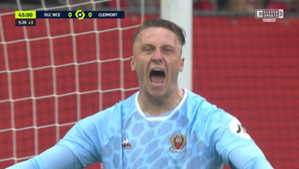 Marcin Bułka obronił karnego! WIDEO (Eleven Sports) 
