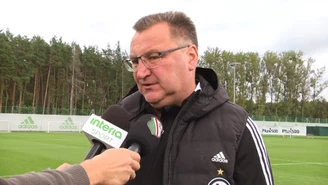 Legia Warszawa. Czesław Michniewicz odpowiada Interii: Na razie konkretów nie ma. Wideo