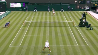 Iga Świątek i jej najlepsze akcje w meczu z Lin Zhu podczas Wimbledonu 2023. WIDEO