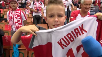 Siatkarskie ME. Kubiak oddał mu swoją koszulkę. Łzy wzruszenia młodego kibica. WIDEO (Polsat Sport)