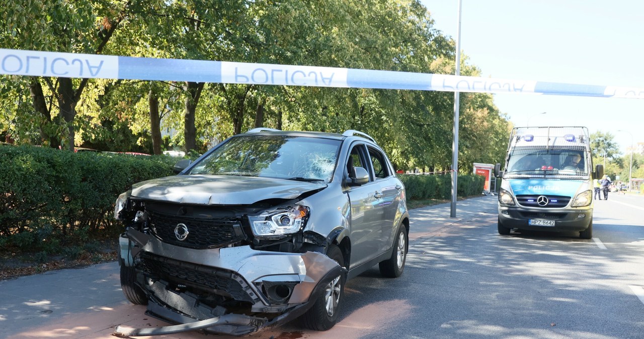 Kierowca, który, sierpniu, Warszawie, potrącił, pieszą, następnie, uderzył, przystanek, którym, stali, ludzie, spędzi, kolejne, Wypadek na Woronicza w Warszawie. Śledztwo trwa, kierowca dłużej w areszcie