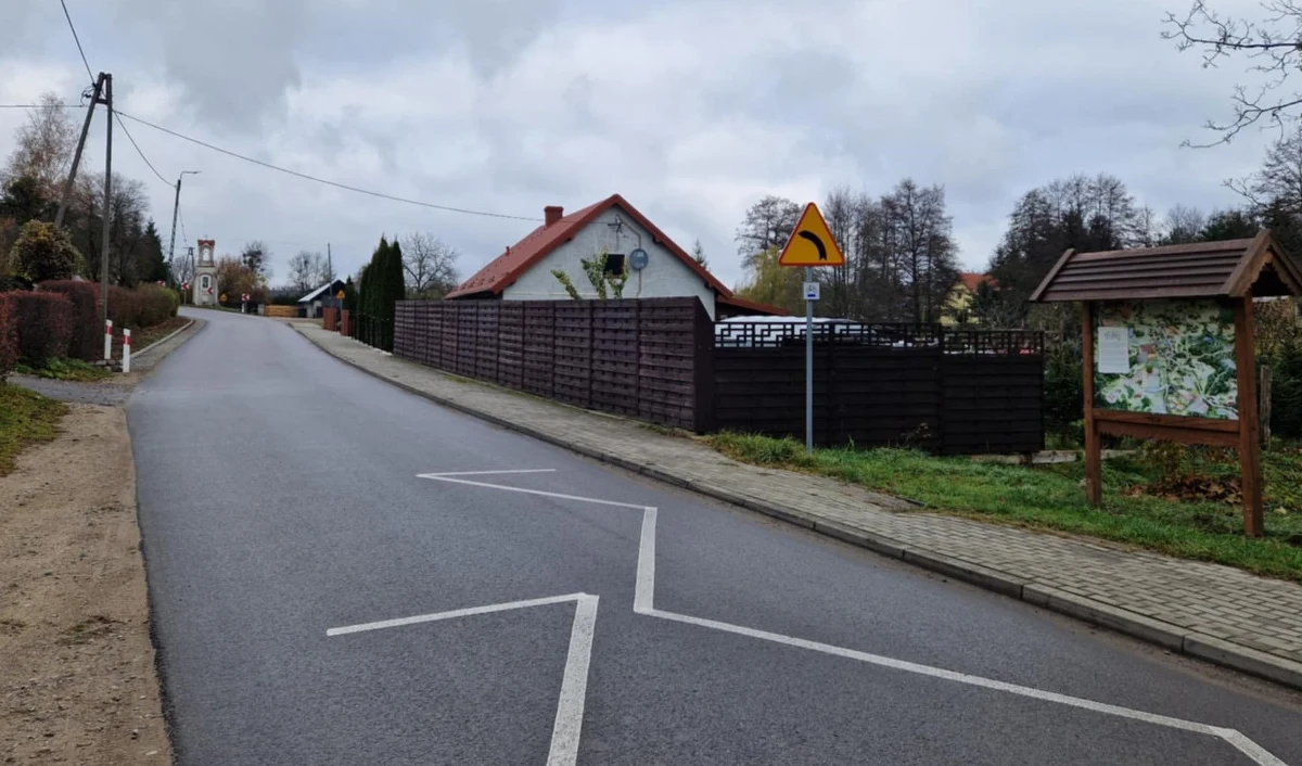 Śledczy badają przyczynę śmierci 2,5-letniego chłopca w jednej z miejscowości w gminie Jonkowo koło Olsztyna w Warmińsko-Mazurskiem. Z informacji reportera RMF FM wynika, że chłopiec mógł zatruć się środkiem chemicznym do zwalczania kretów.