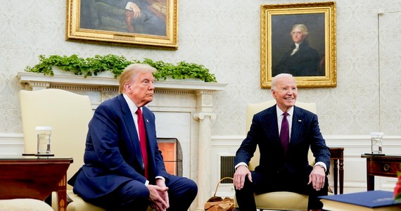 Ustępujący prezydent USA Joe Biden powitał w środę swojego następcę Donalda Trumpa w Białym Domu, wyrażając nadzieję na płynne przekazanie władzy. Trump podziękował Bidenowi, przyznając, że "polityka jest w wielu przypadkach ciężka".