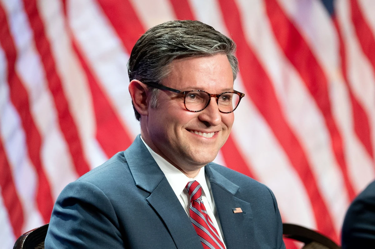 Partia Republikańska utrzyma większość i kontrolę nad Izbą Reprezentantów - podały w środę telewizje NBC i CNN, opierając się o dotychczasowe wyniki rywalizacji o mandaty w Izbie. Republikanie zdecydowali też w środę jednogłośnie o ponownym wyborze Mike'a Johnsona na spikera.