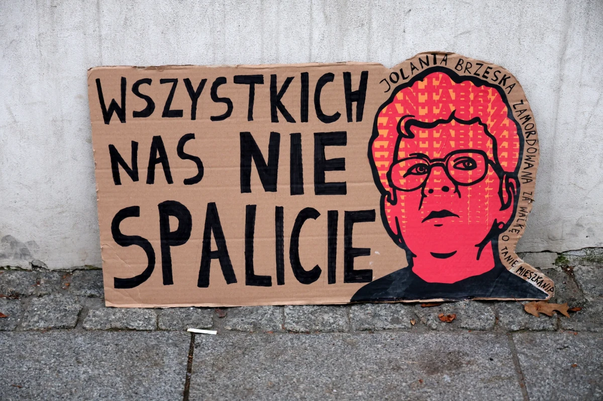 ​"To nie jest koniec postępowania, to jest zamknięcie pewnego etapu" - powiedział w czwartek prok. Paweł Pik z Prokuratury Regionalnej w Gdańsku, odnosząc się do umorzonego w październiku śledztwa w sprawie śmierci Jolanty Brzeskiej. Zaznaczono, że do sprawy można wrócić do 1 marca 2051 r., bo dopiero wtedy ulegnie ona przedawnieniu.