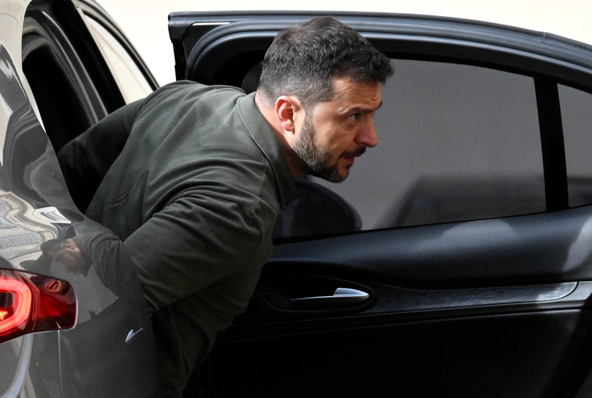 Przełomowe słowa Wołodymyra Zełenskiego? "Powinniśmy zrobić wszystko, żeby w przyszłym roku wojna się skończyła na drodze dyplomatycznej" - oświadczył w sobotę prezydent Ukrainy. Zaznaczył, że rozmowy z Rosją są możliwe "pod warunkiem, że Ukraina nie będzie osamotniona i będzie silna".