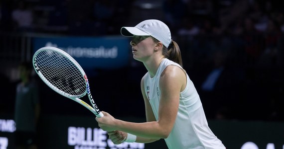 Polskie tenisistki wygrały z Czeszkami 2:1 w ćwierćfinale turnieju finałowego Billie Jean King Cup w Maladze. 