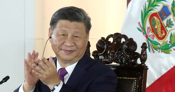 Xi Jinping spotkał się z prezydentem USA Joe Bidenem w kuluarach szczytu Wspólnoty Gospodarczej Azji i Pacyfiku (APEC) w stolicy Peru, Limie. Przywódca Chin zapewnił o woli współpracy z administracją przyszłego prezydenta USA Donalda Trumpa.