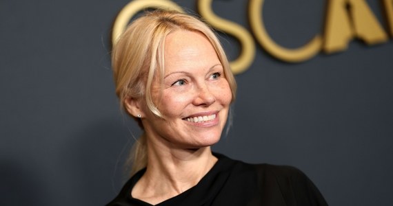 W sieci pojawił się właśnie zwiastun filmu "The Last Showgirl". Pamela Anderson, gwiazda kultowego "Słonecznego patrolu", gra starzejącą się tancerkę rewiową. Mówi się, że ta rola może jej przynieść nawet nominację do Oscara. "To rola jej życia" - pisze IndieWire.