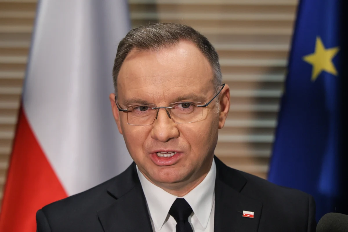 Decyzja prezydenta USA Joe Bidena o użyciu przez Ukrainę amerykańskich pocisków na terenie Rosji była bardzo potrzebna; być może to moment przełomowy w wojnie - powiedział prezydent Andrzej Duda. W niedzielę amerykańskie i europejskie media informowały, że prezydent Stanów Zjednoczonych Joe Biden zezwolił Ukrainie na atakowanie celów w Rosji za pomocą amerykańskich pocisków dalekiego zasięgu ATACMS. Biały Dom do tej pory tego nie potwierdził. 