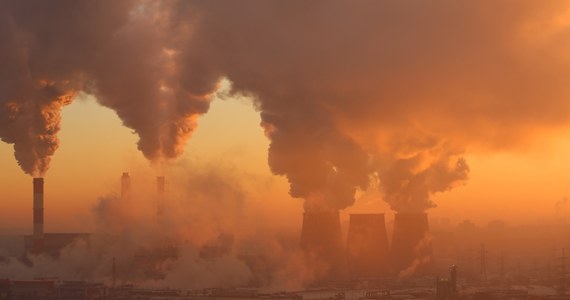 W obliczu rosnących zagrożeń związanych ze zmianami klimatu, naukowcy i eksperci biją na alarm, podkreślając, że maleje czas na skuteczne działanie. Wraz z dr. Michałem Pałaszem z Uniwersytetu Jagiellońskiego w Wykładzie otwartym w internetowym Radiu RMF24 przyglądamy się, jakie kroki podejmuje świat w walce z tym globalnym problemem.