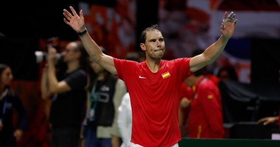 Rafael Nadal przegrał z Boticem van de Zandschulpem 4:6, 4:6 w pierwszym pojedynku singlowym meczu Hiszpanii z Holandią w ćwierćfinale turnieju drużynowego Davis Cup w Maladze. Jest prawdopodobne, że był to ostatni występ słynnego tenisisty w karierze.