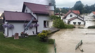 Powodzianie zrozpaczeni. Urząd tłumaczy powody ogromnego zastoju