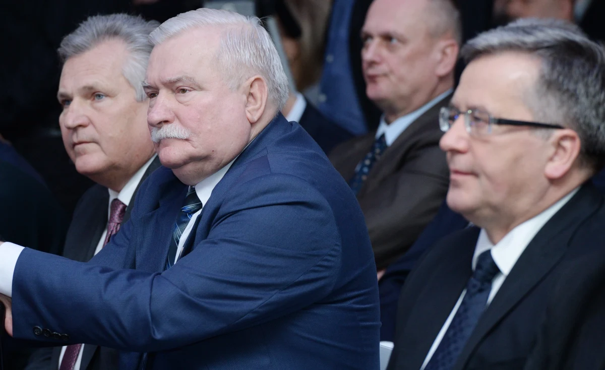 W 2025 roku w Polsce odbędą się wyroby prezydenckie. Marszałek Sejmu Szymon Hołownia zapowiedział, że datę głosowania ogłosi na początku stycznia, najprawdopodobniej tuż po święcie Trzech Króli. Kim byli dotychczasowi prezydenci Polski od 1990 roku? Jak wyglądały wyniki głosowań? 