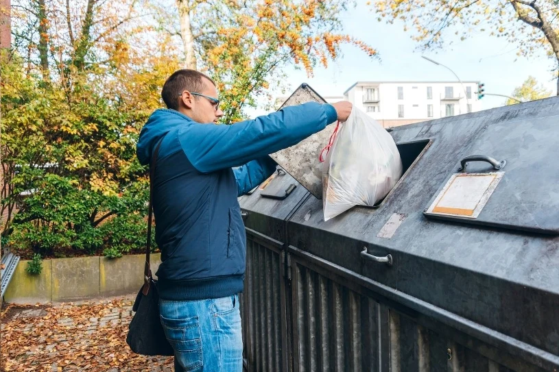 Ten odpad po lekach nie nadaje się do plastiku. Wiele osób o tym nie wie