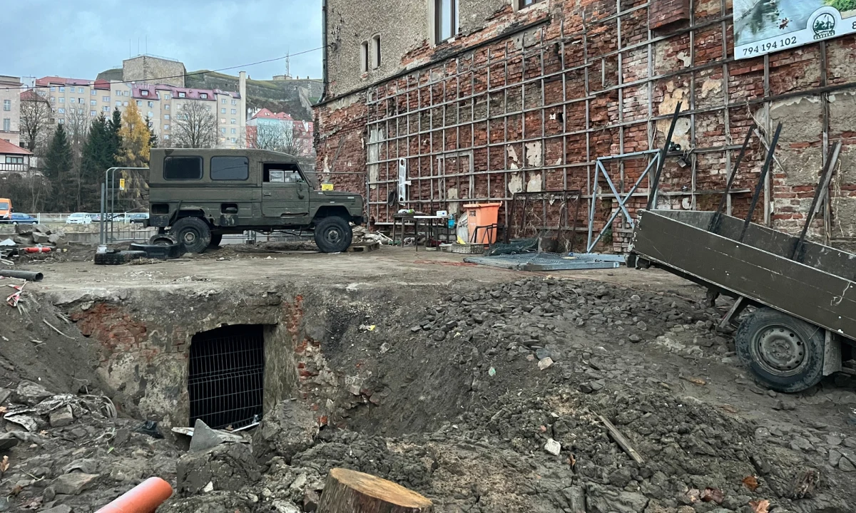 Senat przyjął w piątek nowelizację ustawy powodziowej, nie wprowadzając do niej żadnych poprawek. Reporter RMF FM ustalił, że jeszcze dziś specustawa ma trafić do podpisu prezydenta.