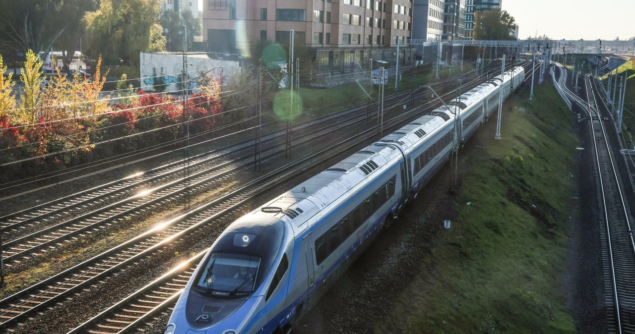 W Polsce coraz więcej szybszych torów. Pociągi przyspieszają