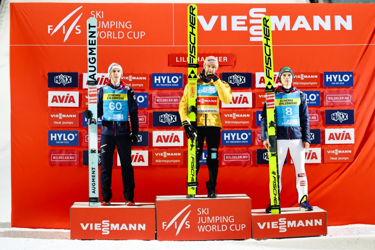 Paweł Wąsek był 14., Aleksander Zniszczoł - 23., a Dawid Kubacki - 26. w pierwszym w sezonie indywidualnym konkursie Pucharu Świata w skokach narciarskich w norweskim Lillehammer. Wygrał Niemiec Pius Paschke, który odniósł drugie zwycięstwo w karierze.
