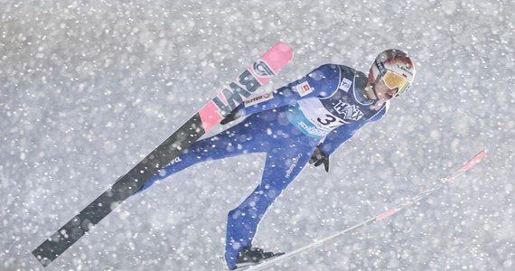 Paweł Wąsek był 23., Aleksander Zniszczoł - 25., a Kamil Stoch - 28. w niedzielnym konkursie Pucharu Świata w skokach narciarskich w norweskim Lillehammer. Wygrał Austriak Jan Hoerl, który odniósł czwarte zwycięstwo w karierze.