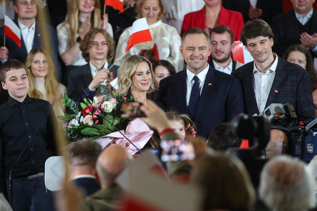 Mateusz Morawiecki, Joachim Brudziński, Adam Bielan i Jacek Kurski - to oni w ostatnich dniach przekonywali Jarosława Kaczyńskiego, aby postawił na prezesa IPN-u - dowiedział się nieoficjalnie dziennikarz RMF FM Kacper Wróblewski. Decyzję chcieli odłożyć w czasie inni działacze partii. 