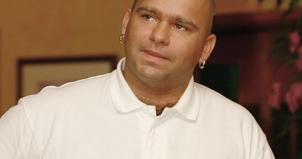 Był gwiazdą "Big Brothera" i nagle zapadł się pod ziemię. Tak dziś żyje