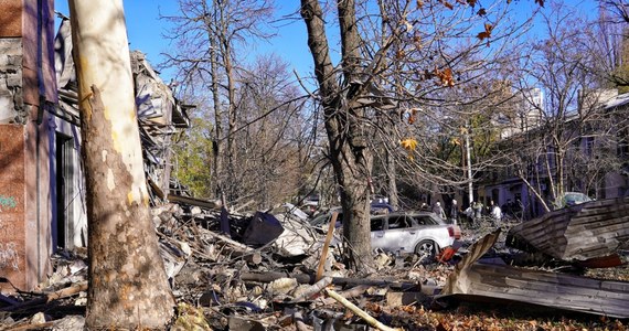 Rekordową liczbę 188 dronów wykorzystały minionej nocy wojska rosyjskie do ataków na Ukrainę. 76 maszyn udało się zestrzelić, jednak część trafiła w obiekty infrastruktury krytycznej - poinformowały Siły Powietrzne Ukrainy.