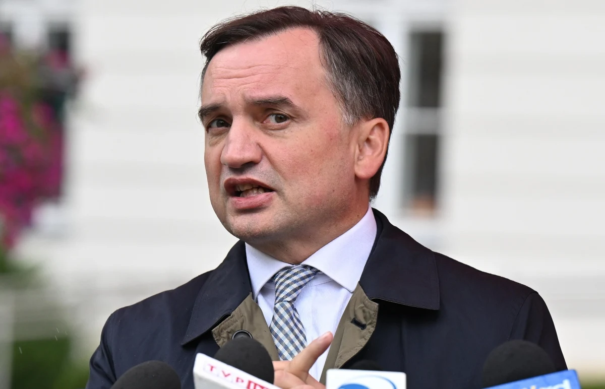 We wtorek 3 grudnia sejmowa Komisja Regulaminowa zajmie się wnioskiem o zatrzymanie i doprowadzenie Zbigniewa Ziobry na przesłuchanie przed komisją śledczą ds. Pegasusa - dowiedział się dziennikarz RMF FM.