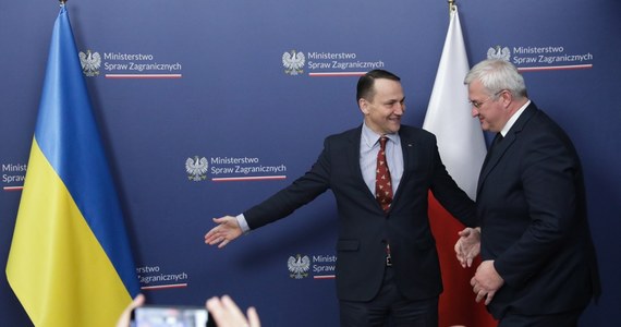 Na wspólnej konferencji szefów dyplomacji Polski i Ukrainy przedstawiciele Kijowa zadeklarowali, że nie będzie żadnych przeszkód do prowadzenia prac poszukiwawczych i ekshumacyjnych, a Ukraina wyraża gotowość do rozpatrywania polskich wniosków w tej sprawie.