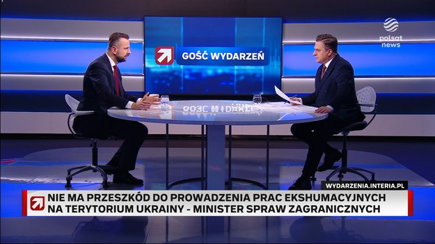 We wtorkowym wydaniu "Gościa Wydarzeń" Władysław Kosiniak-Kamysz pytany był m.in. o dzisiejszą deklarację szefów MSZ Polski Ukrainy ws. dokonywania ekshumacji Polaków na ukraińskim terytorium.- Jasno stawialiśmy tę sprawę. Nie będzie akcesji Ukrainy do UE, jeśli sprawa ekshumacji, pochówku, godnego upamiętnienia ludobójstwa na Wołyniu nie zostanie zrealizowana - powiedział szef MON, dodając, że jesteśmy w momencie, gdy "Polska i Ukraina potrzebują siebie nawzajem".